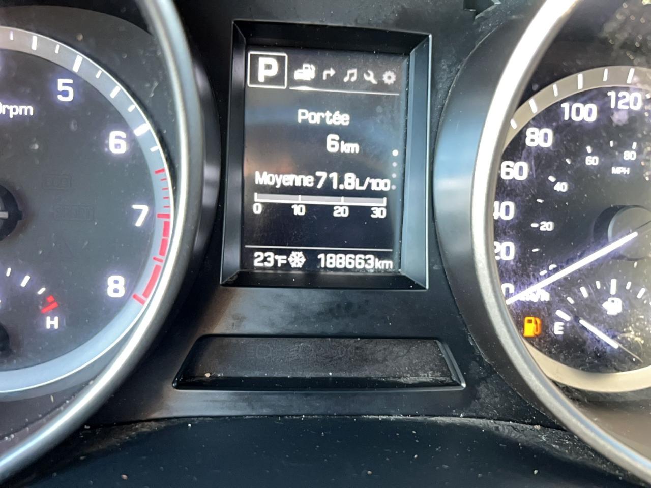 2017 Hyundai Santa Fe XL Luxury REBUILT TITLE Photo