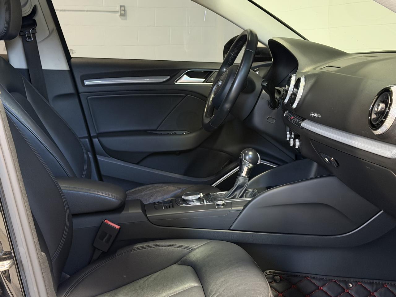 2015 Audi A3 2.0T Technik b&o, Sunroof, Navi Photo