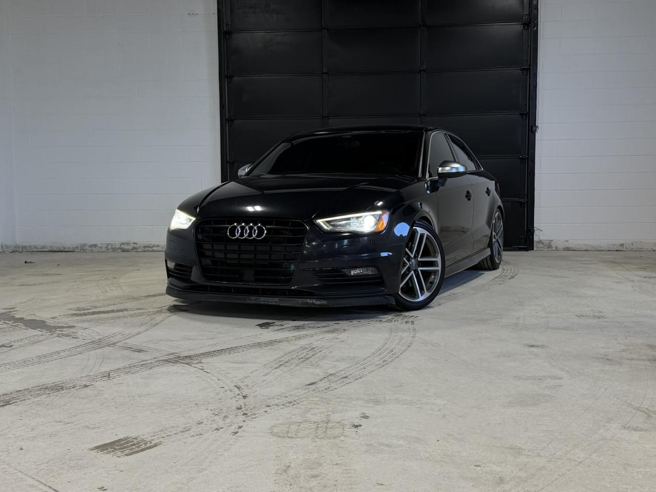 2015 Audi A3 2.0T Technik b&o, Sunroof, Navi Photo