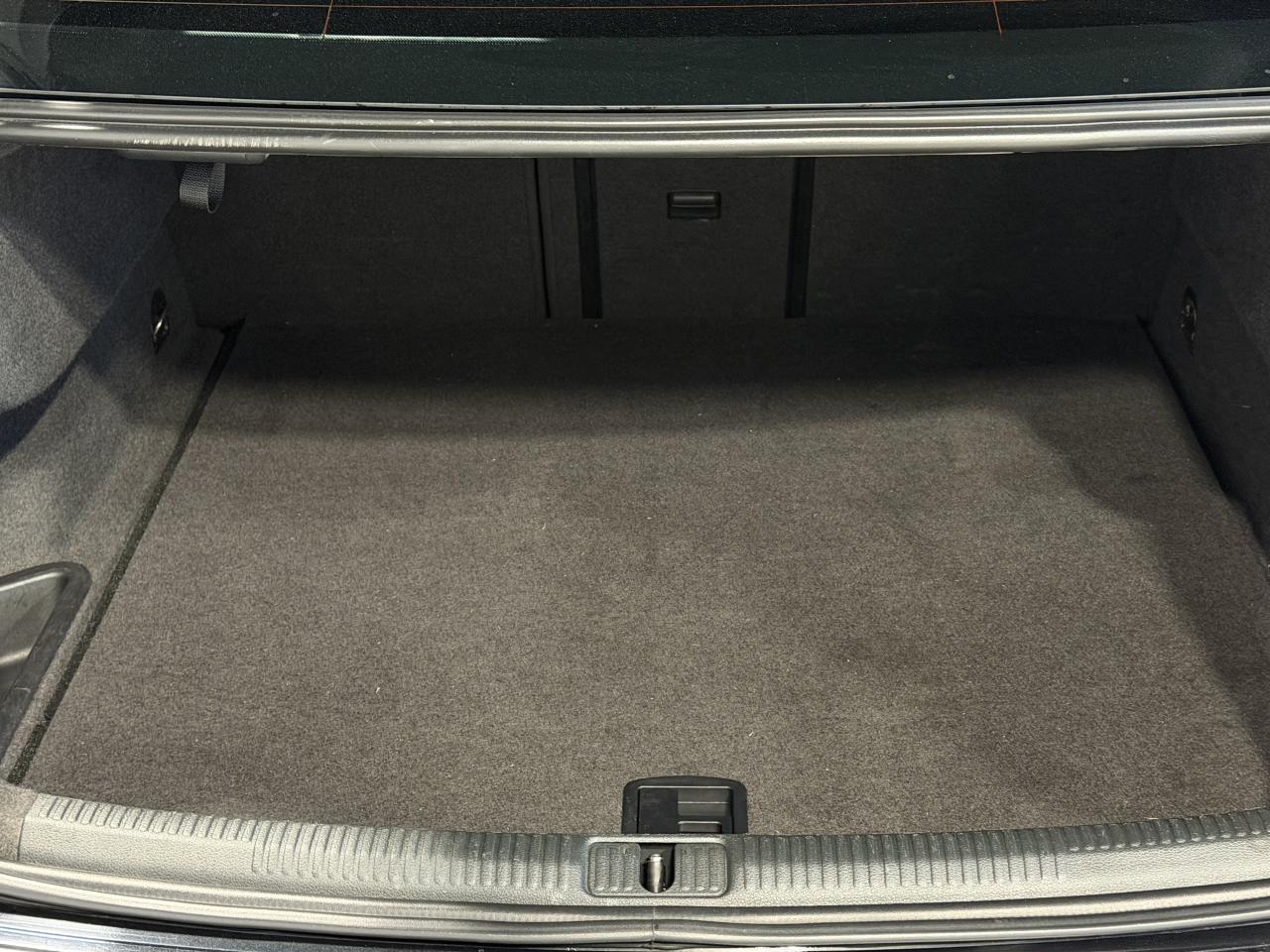 2015 Audi A3 2.0T Technik b&o, Sunroof, Navi Photo