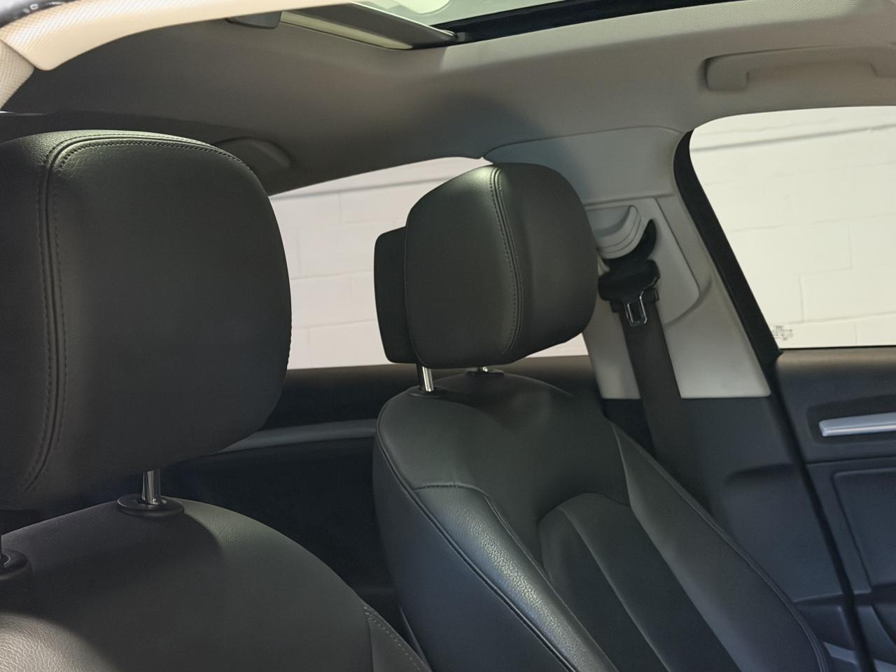 2015 Audi A3 2.0T Technik b&o, Sunroof, Navi Photo