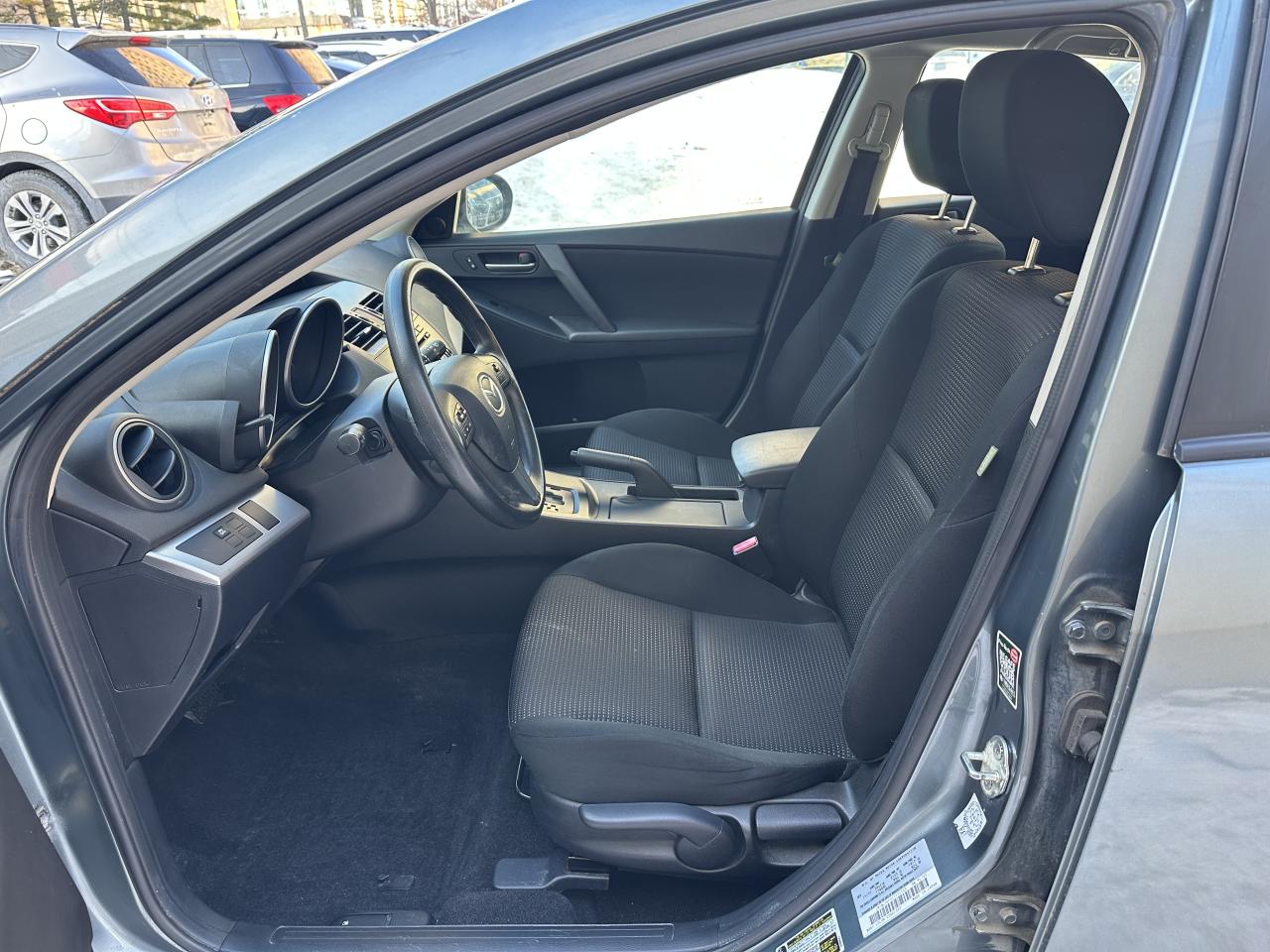 2012 Mazda MAZDA3 4dr HB Sport Auto GX Photo