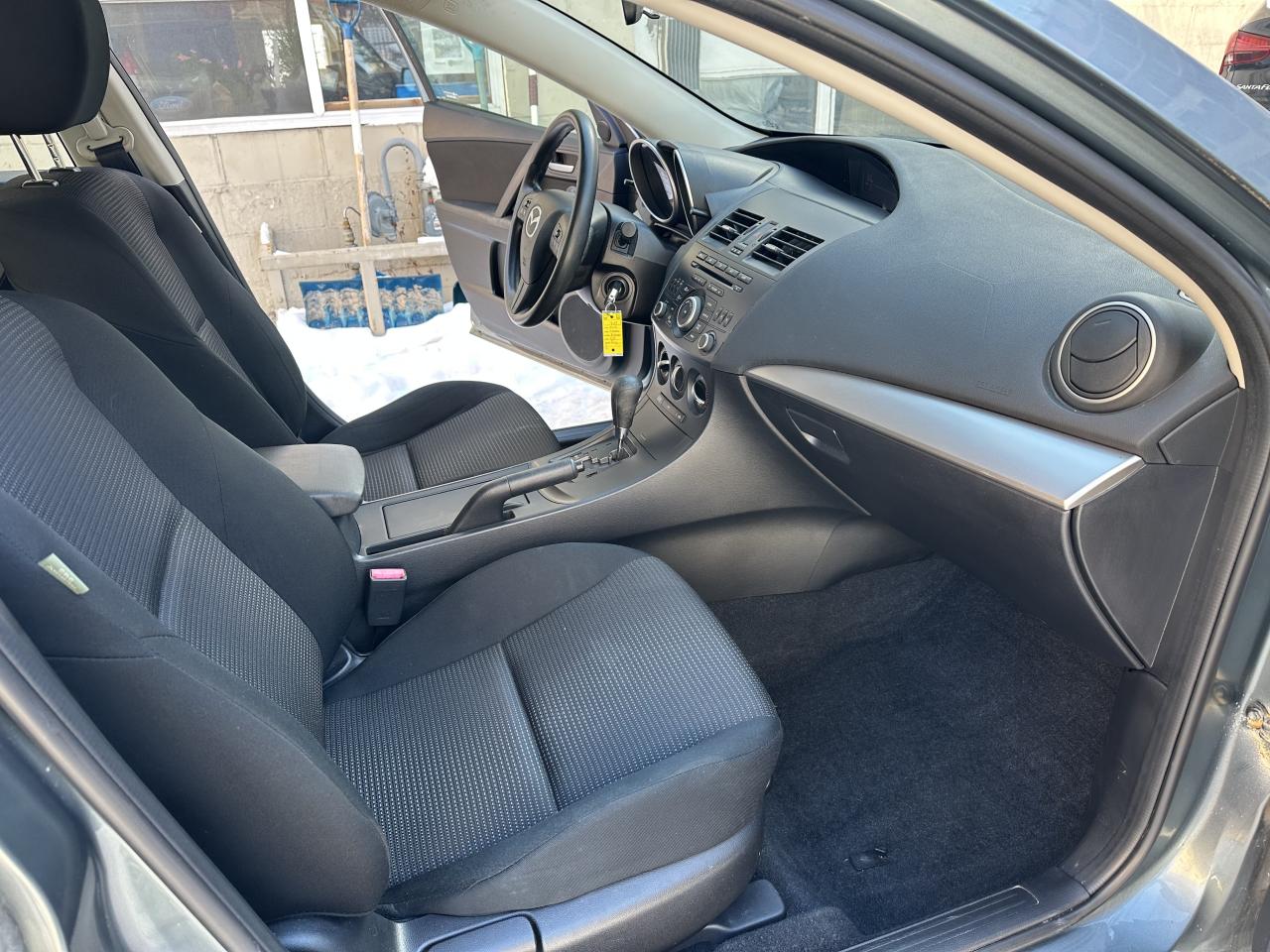 2012 Mazda MAZDA3 4dr HB Sport Auto GX Photo