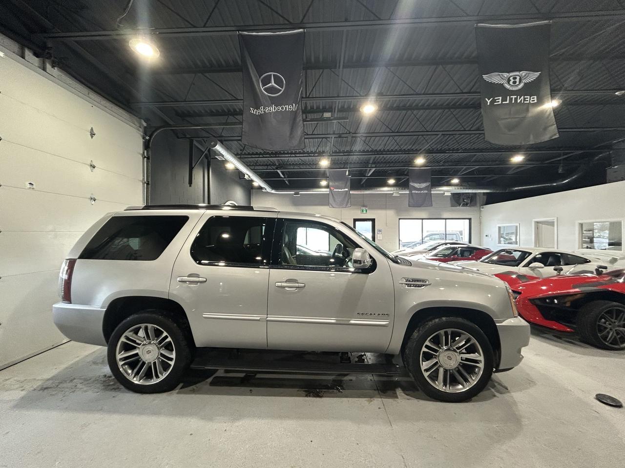 2014 Cadillac Escalade PREMIUM Photo3