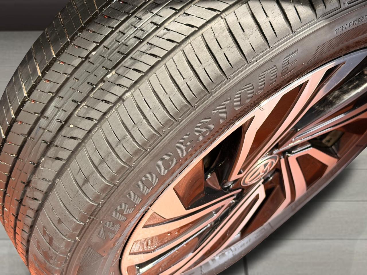 2020 Volkswagen Jetta Execline+Cooled Leather+Roof+CLEAN CARFAX Photo6