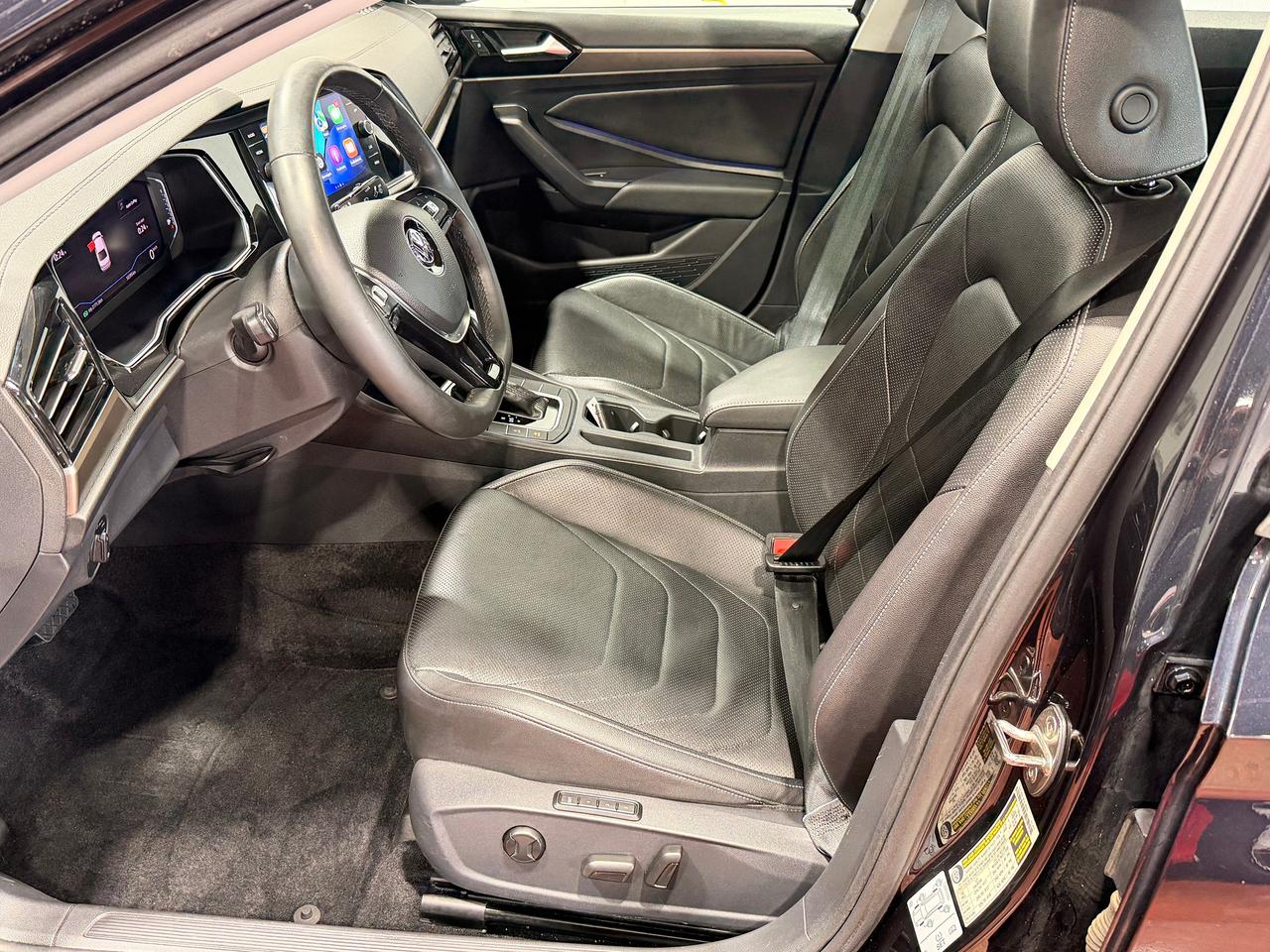 2020 Volkswagen Jetta Execline+Cooled Leather+Roof+CLEAN CARFAX Photo