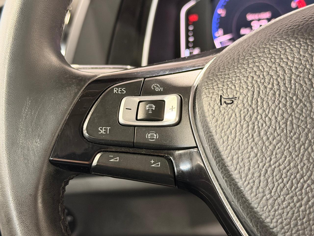 2020 Volkswagen Jetta Execline+Cooled Leather+Roof+CLEAN CARFAX Photo107