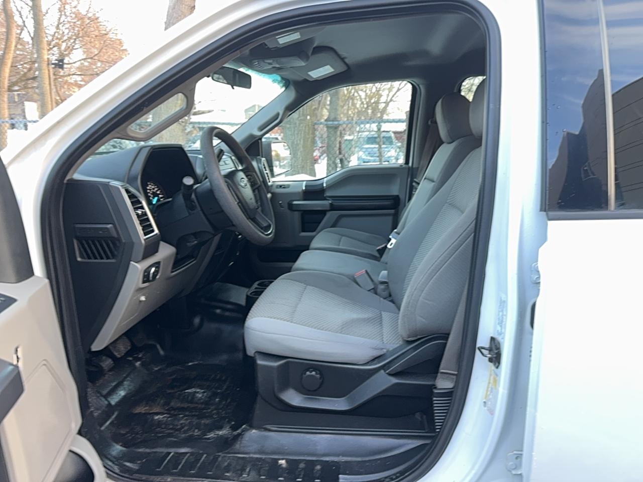 2016 Ford F-150 XLT Photo