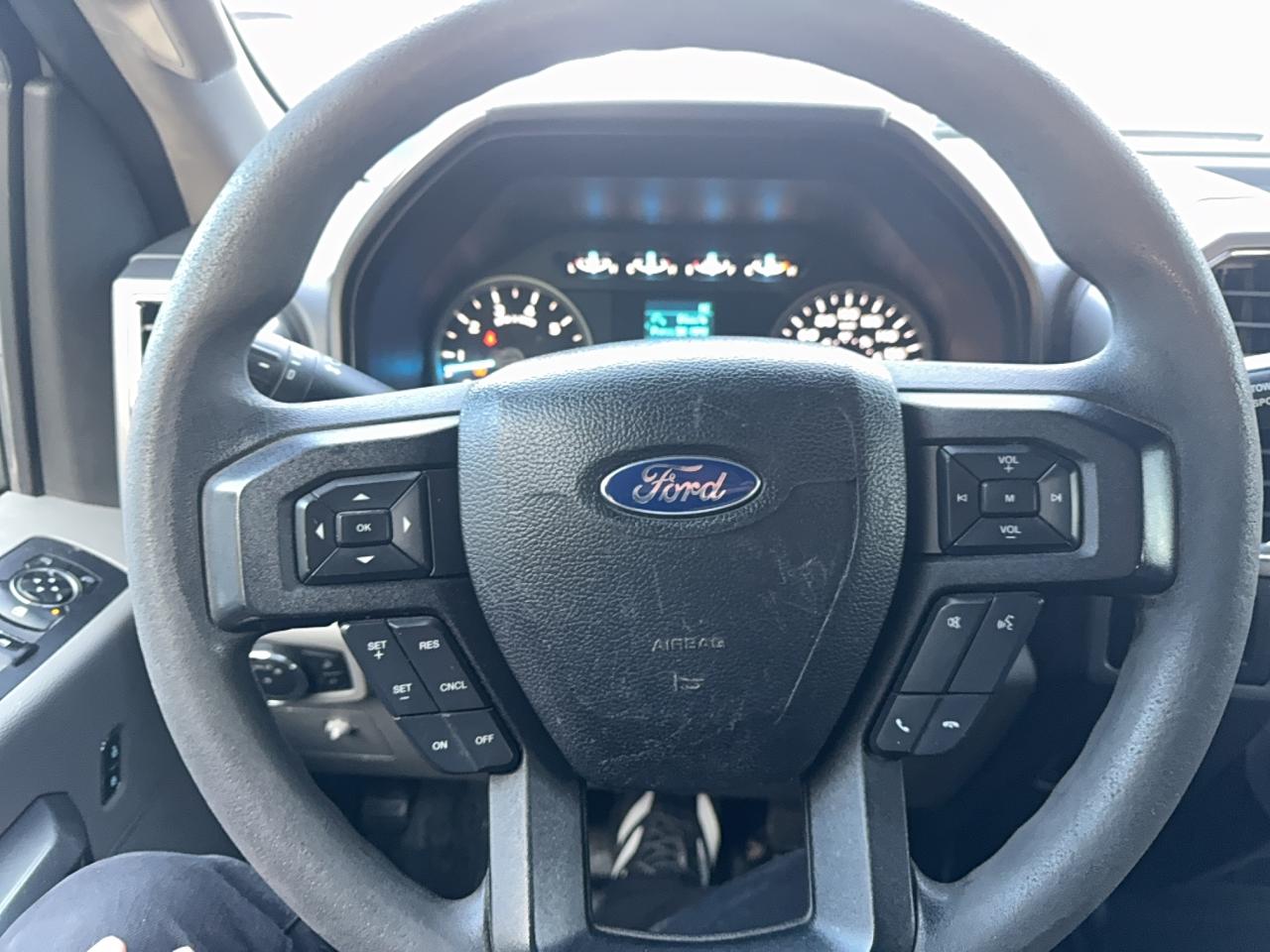 2016 Ford F-150 XLT Photo