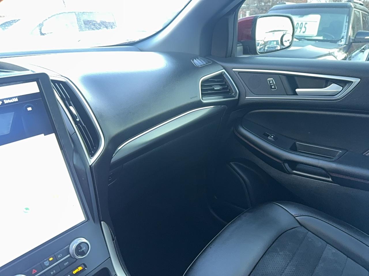 2022 Ford Edge ST Line Photo