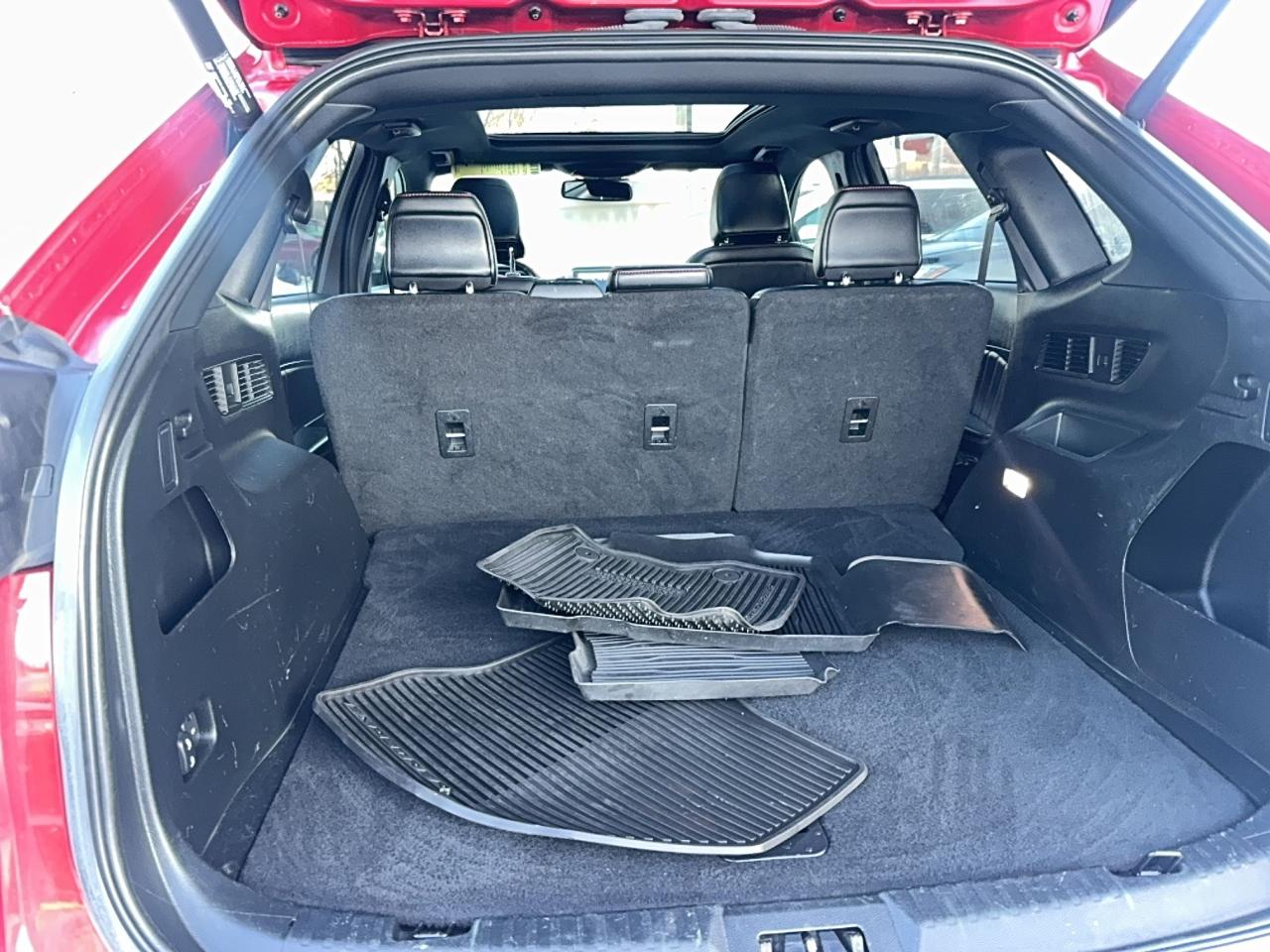 2022 Ford Edge ST Line Photo