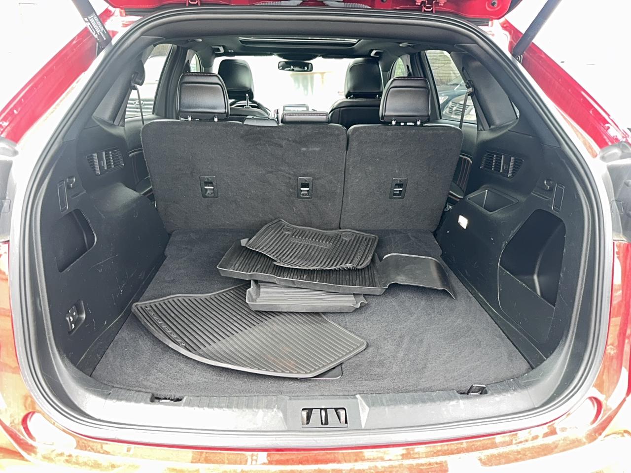 2022 Ford Edge ST Line Photo