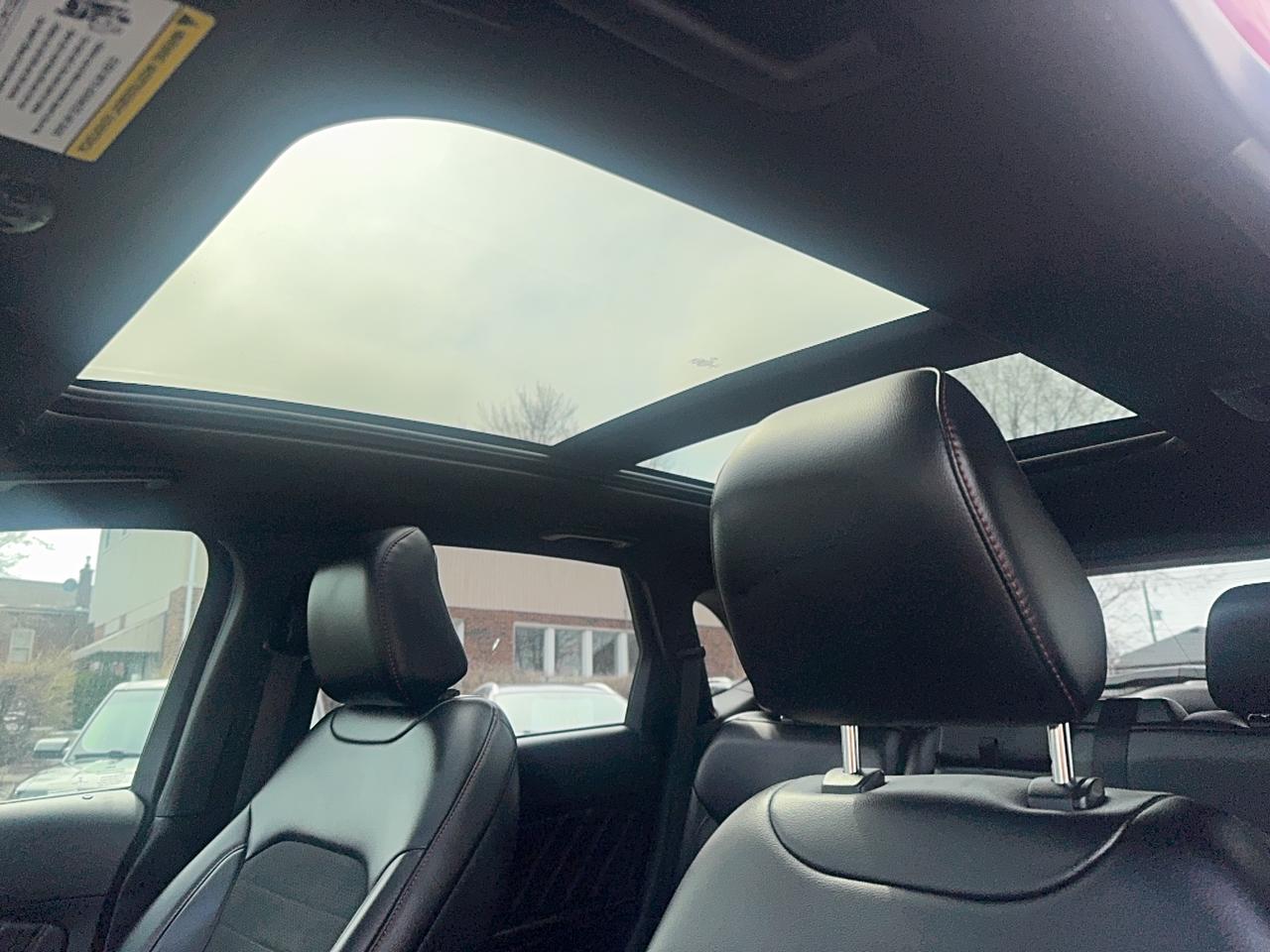 2022 Ford Edge ST Line Photo