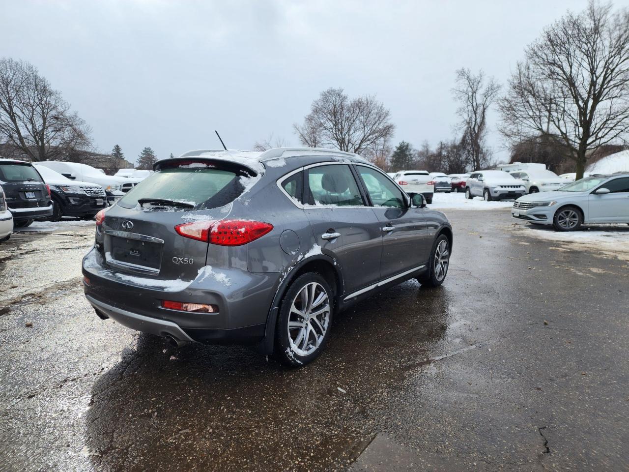 2016 Infiniti QX50 PREMIUM l Full Service Records l AWD l Heated Seat