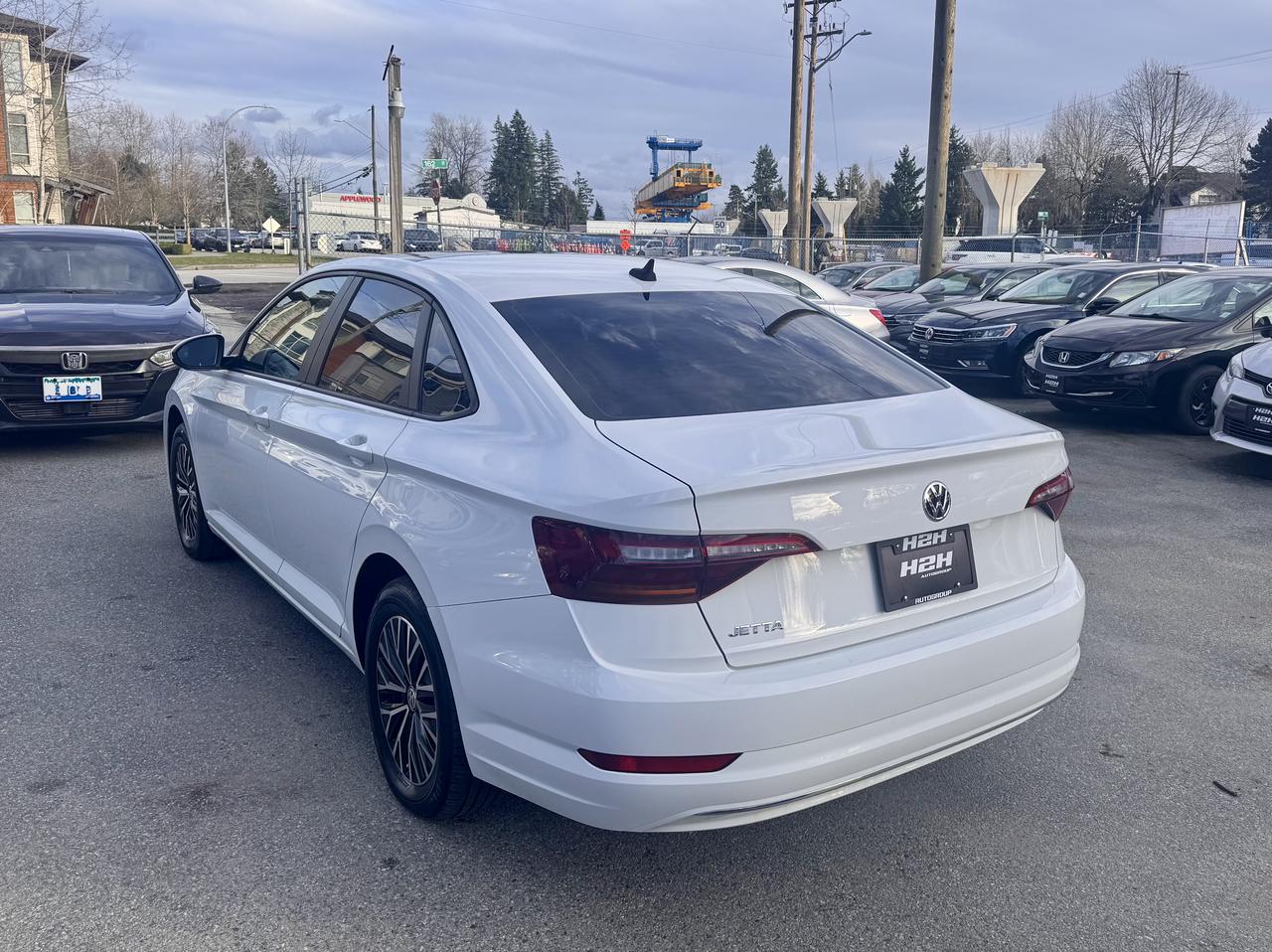 2019 Volkswagen Jetta FINANCING AVAILABLE Photo7