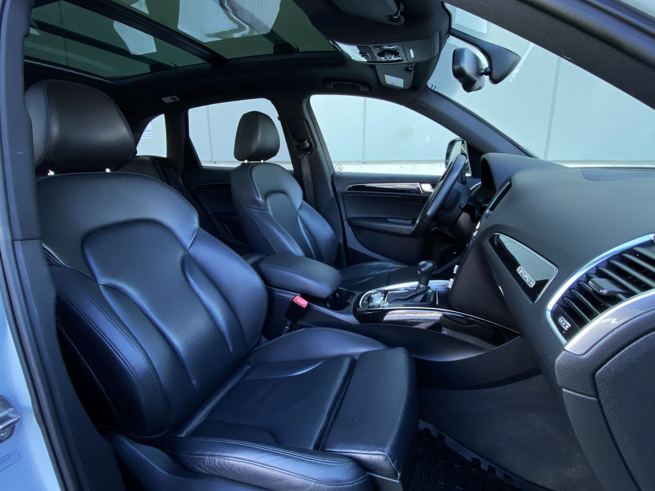 2017 Audi Q5 2.0T QUATTRO-S LINE SPORT-BLACK OPTICS-20" WHEELS Photo