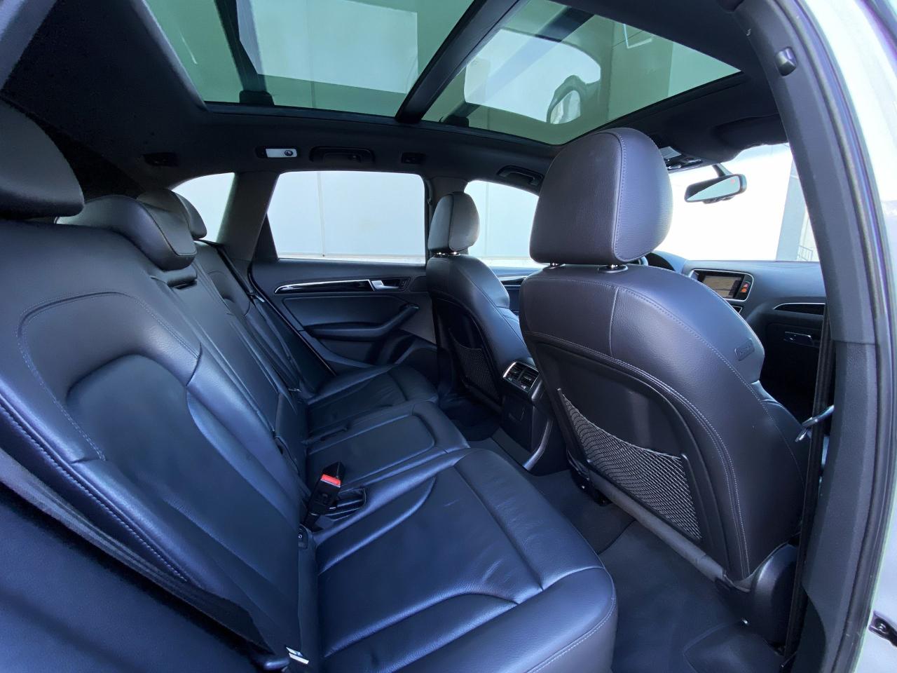 2017 Audi Q5 2.0T QUATTRO-S LINE SPORT-BLACK OPTICS-20" WHEELS Photo