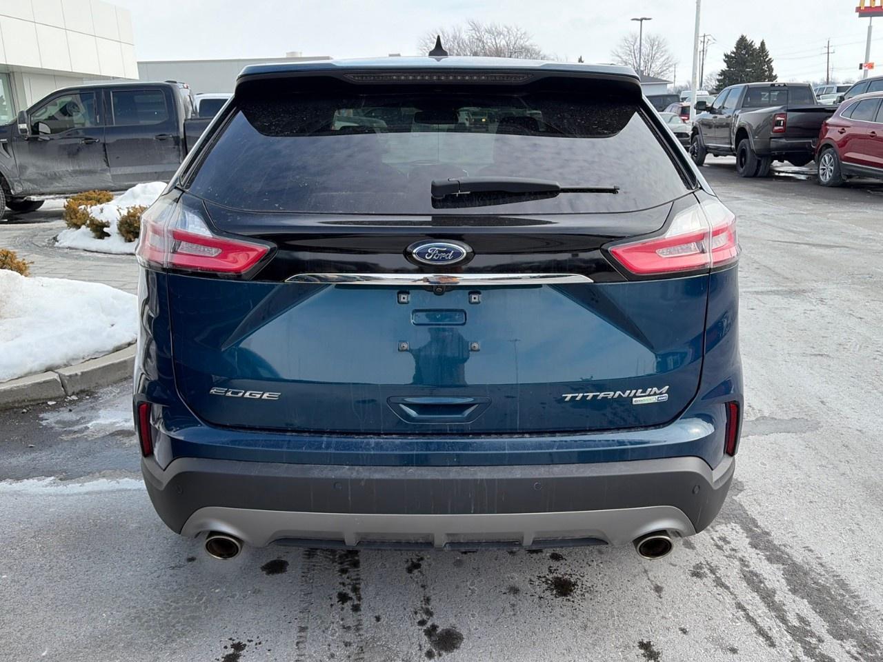 2020 Ford Edge Titanium AWD Photo