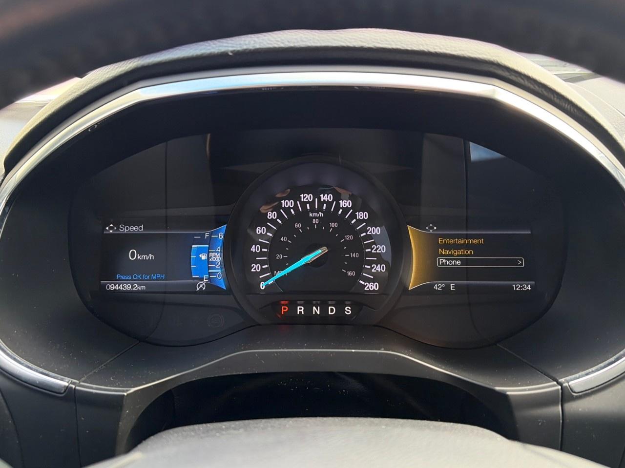 2020 Ford Edge Titanium AWD Photo