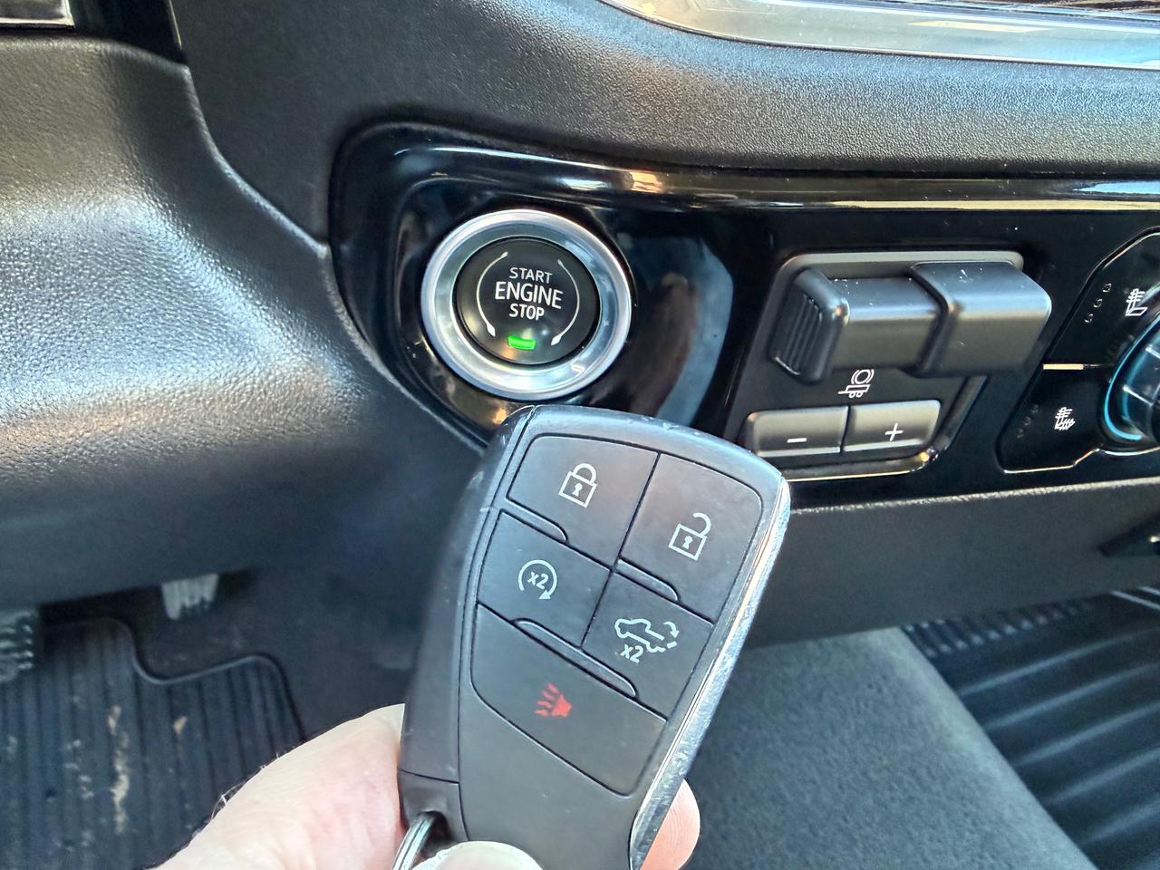 2023 GMC Sierra 1500 Elevation Heated Steering and Seats! AutoStart! Photo