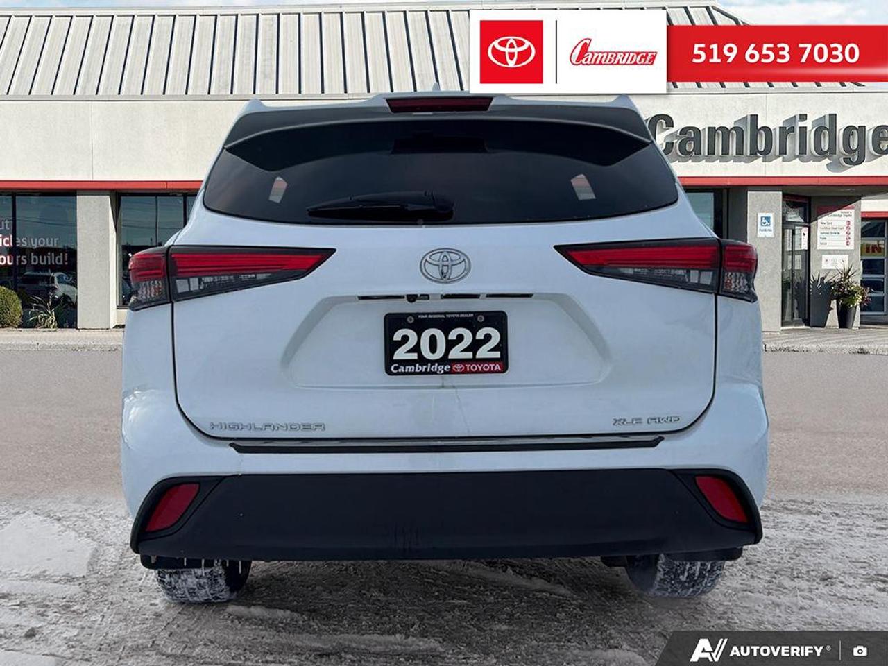 2022 Toyota Highlander XLE Photo