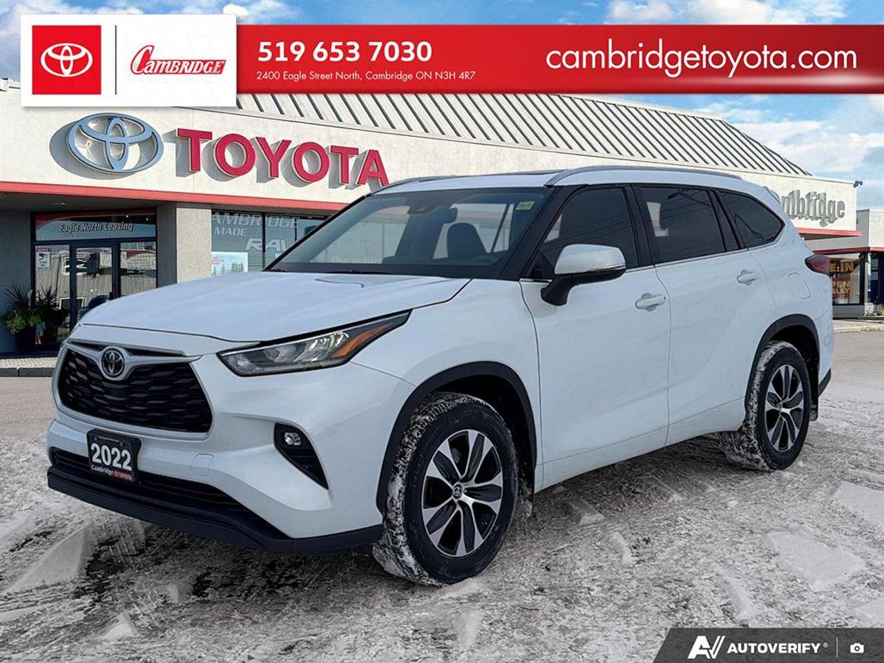 2022 Toyota Highlander XLE Photo