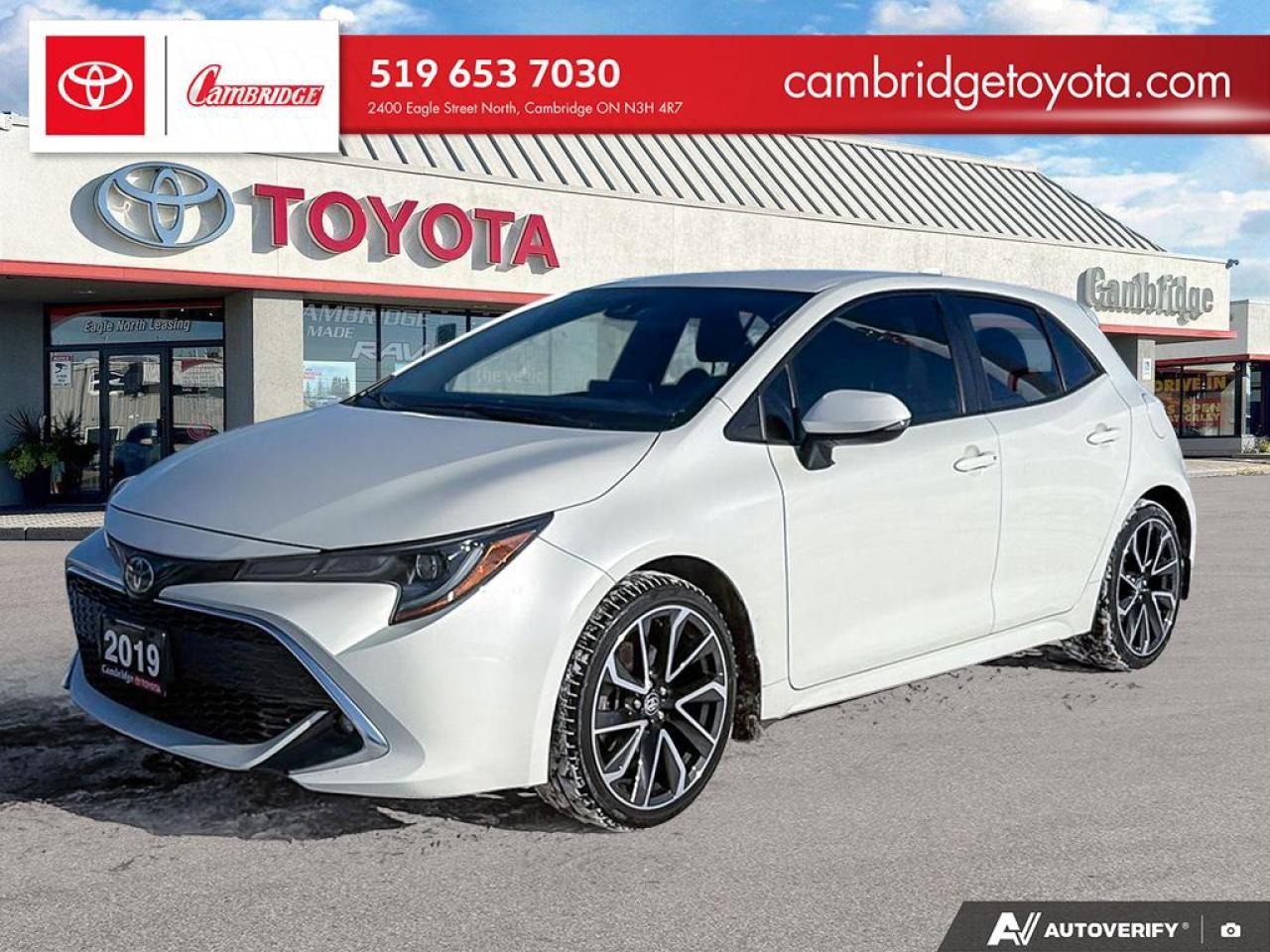 2019 Toyota Corolla Hatchback XSE Photo0