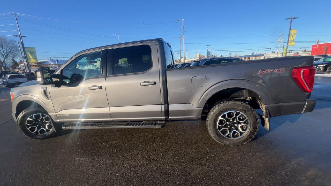 2023 Ford F-150 XLT 4X4, HEATED SEATS, SIRIUS XM, NAV, BACK UP CAM, POWER LIFTGATE!! Photo