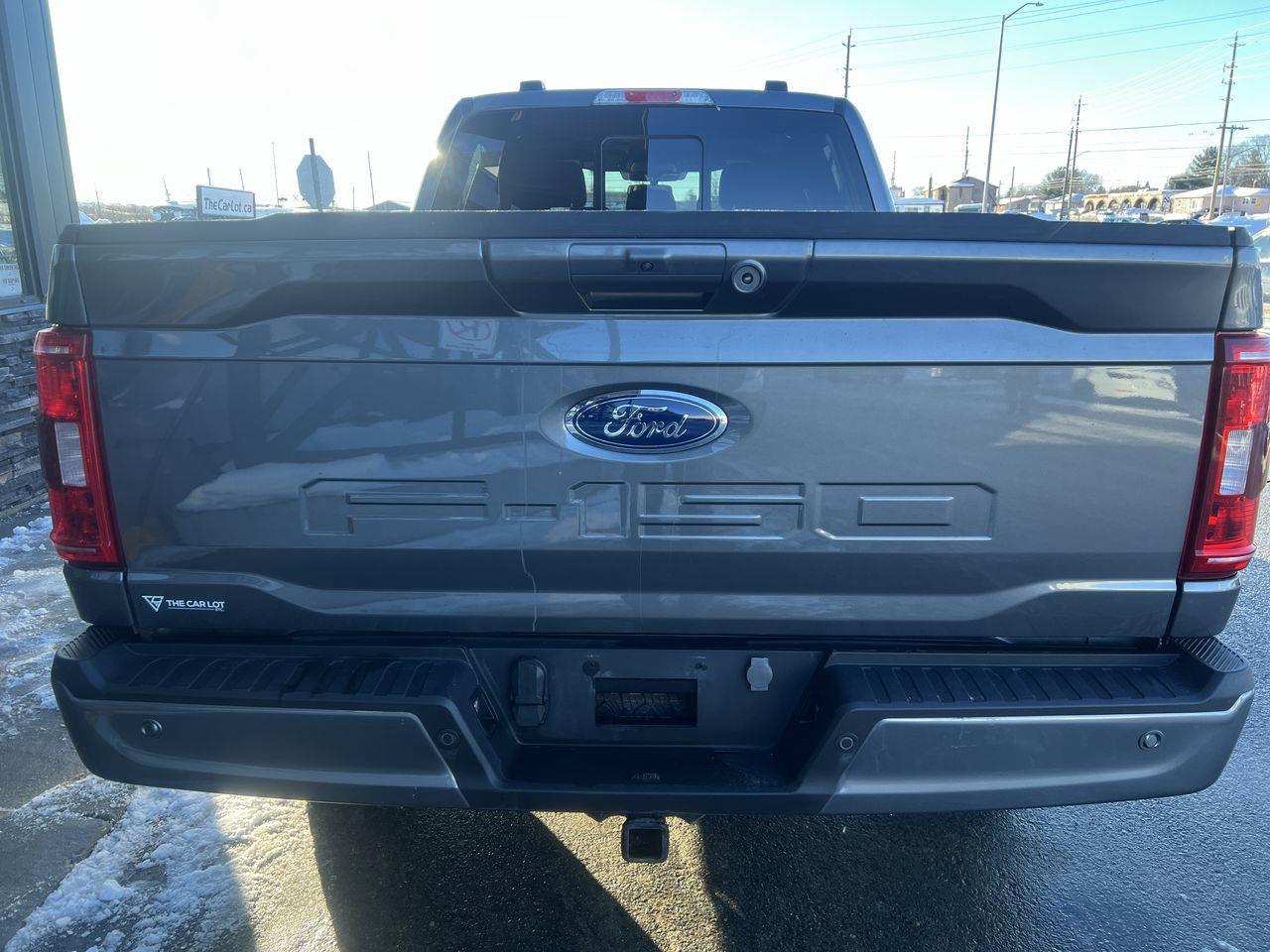 2023 Ford F-150 XLT 4X4, HEATED SEATS, SIRIUS XM, NAV, BACK UP CAM, POWER LIFTGATE!! Photo