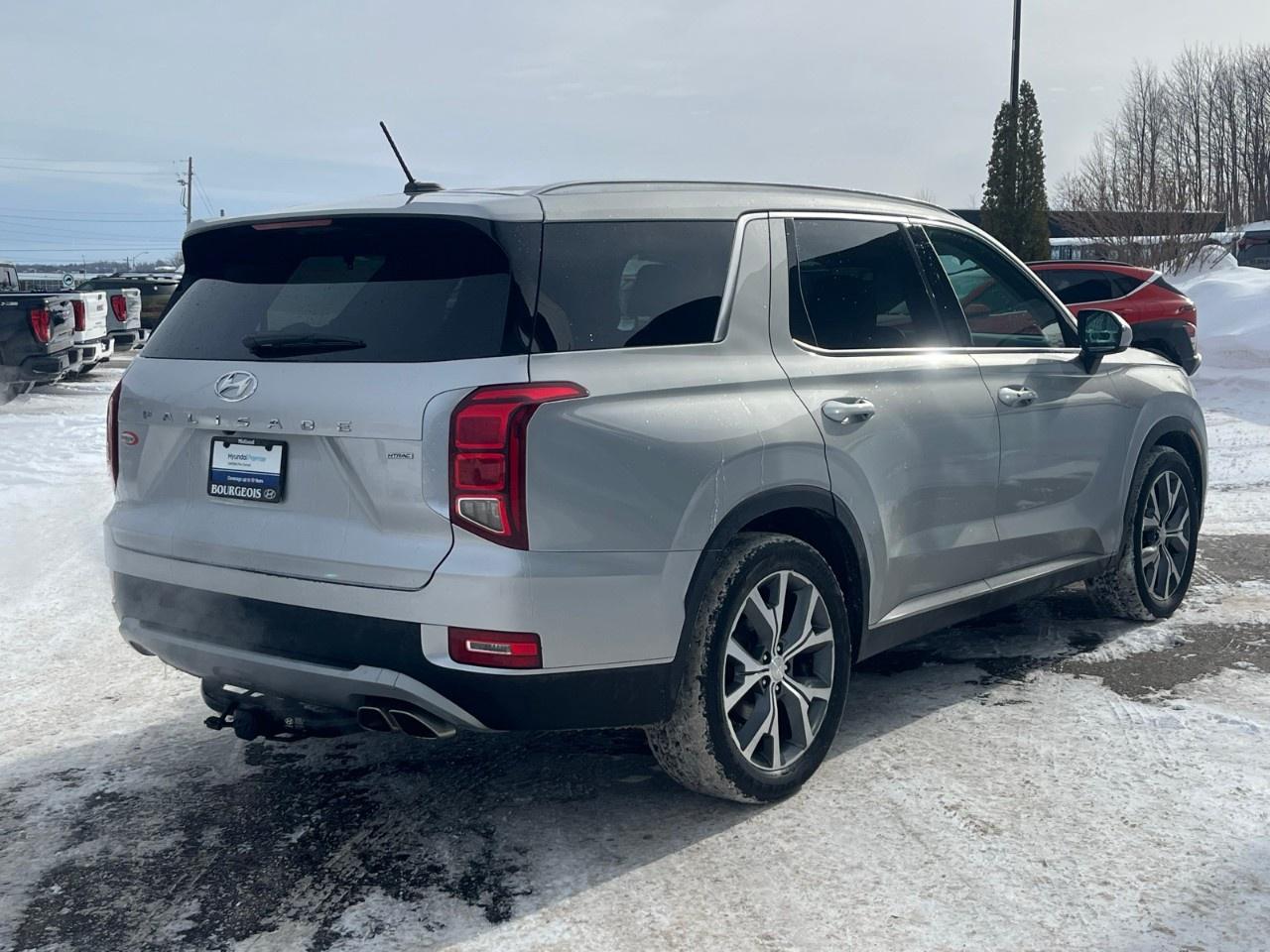 2022 Hyundai PALISADE Preferred 8-Passenger AWD Photo