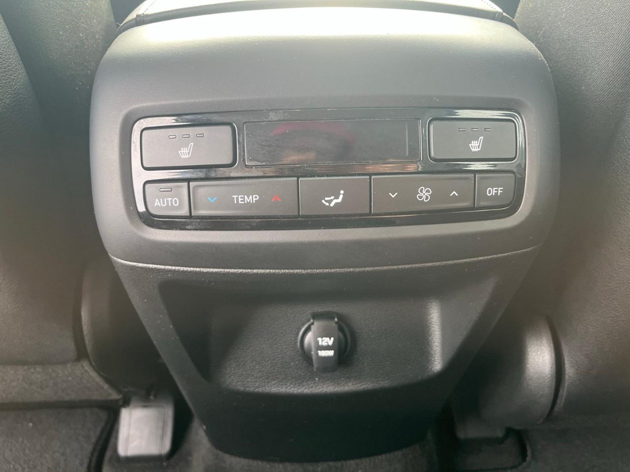 2022 Hyundai PALISADE Preferred 8-Passenger AWD Photo