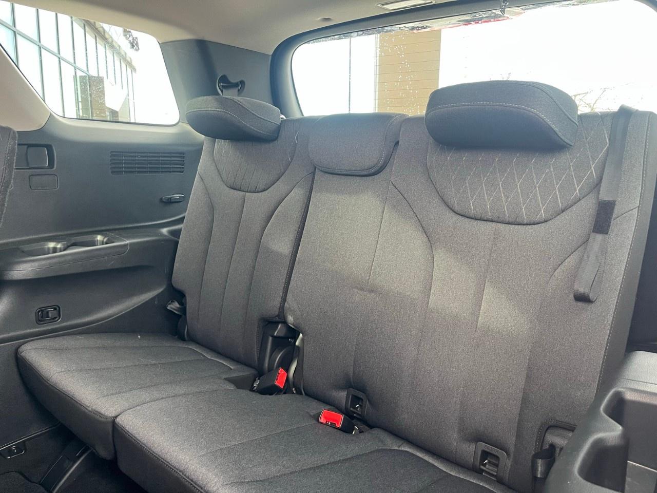 2022 Hyundai PALISADE Preferred 8-Passenger AWD Photo