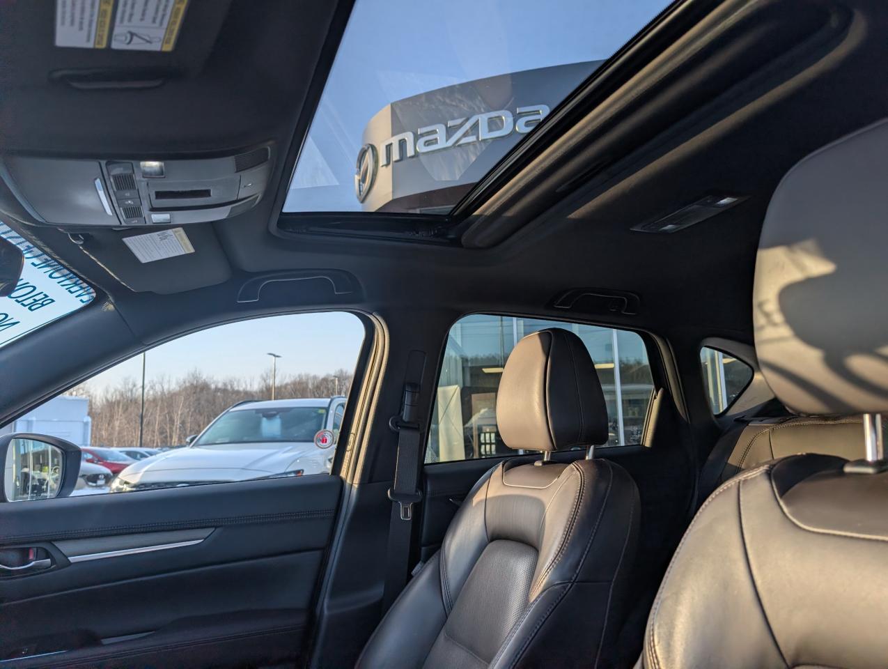 2021 Mazda CX-5 Signature Photo