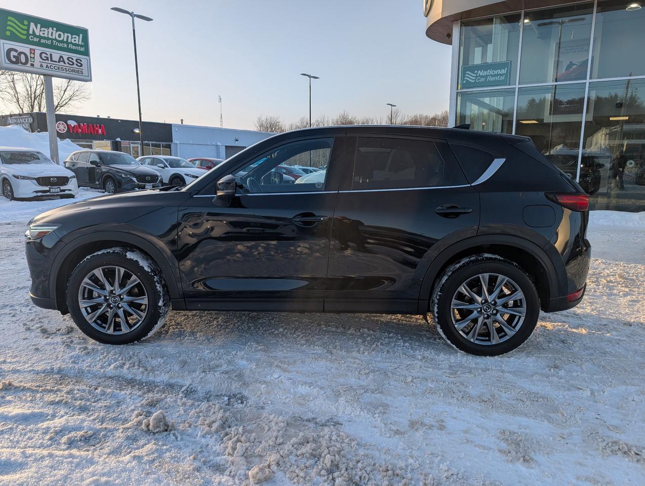 2021 Mazda CX-5 Signature Photo