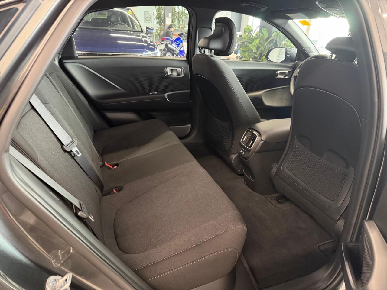 2025 Hyundai IONIQ 6 Preferred Photo