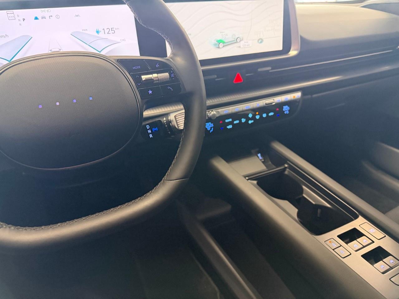 2025 Hyundai IONIQ 6 Preferred Photo