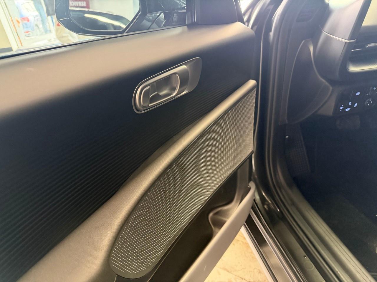 2025 Hyundai IONIQ 6 Preferred Photo