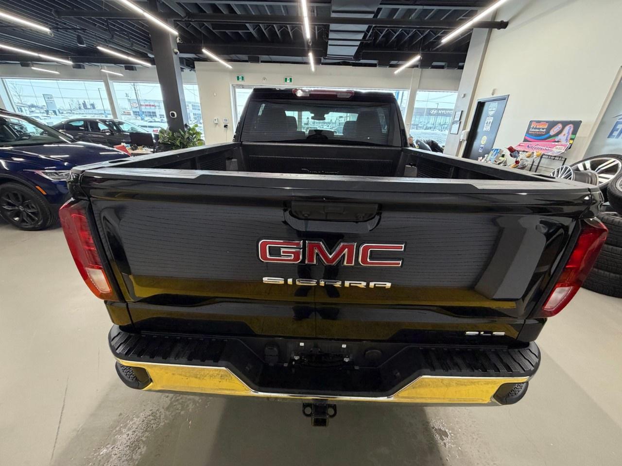 2024 GMC Sierra SLE Photo