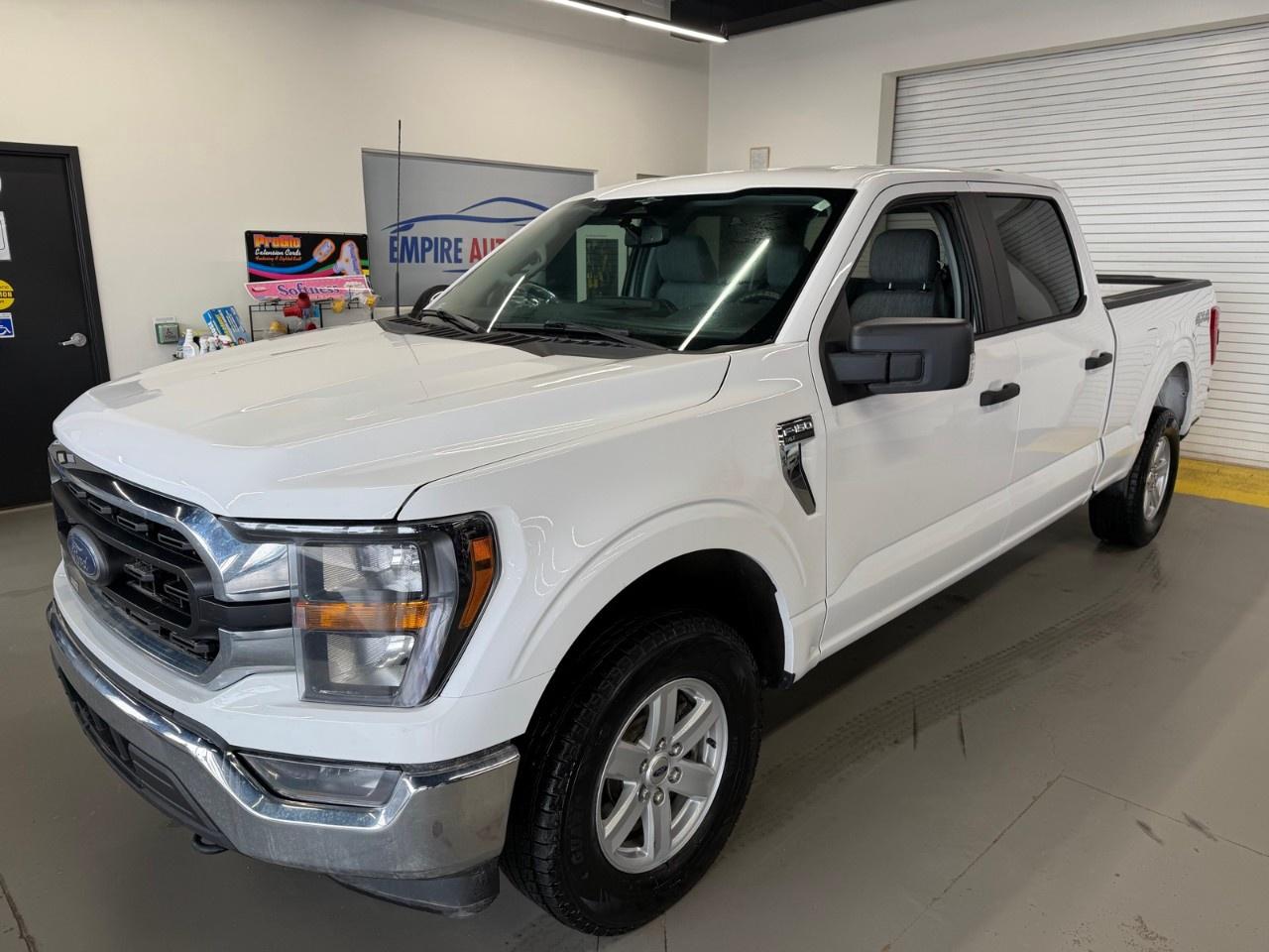 2023 Ford F-150 XLT Photo2