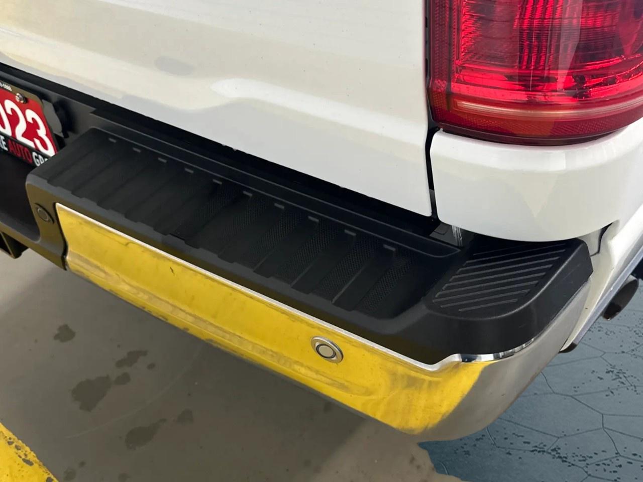 2023 Ford F-150 XLT Photo
