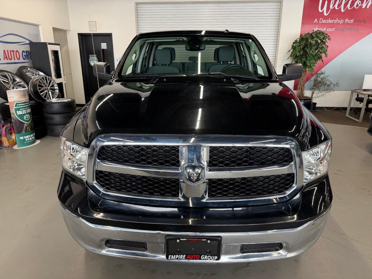 2023 RAM 1500 Classic Crew cab Photo2