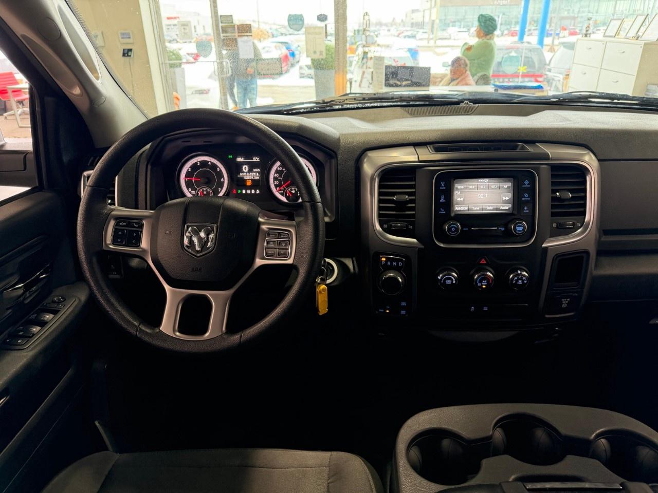 2023 RAM 1500 Classic Crew cab Photo