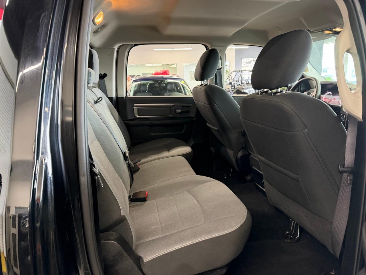 2023 RAM 1500 Classic Crew cab Photo