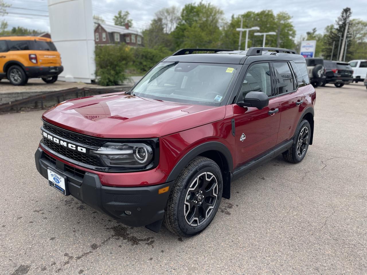 2026 Ford Bronco Sport Outer Banks Photo2