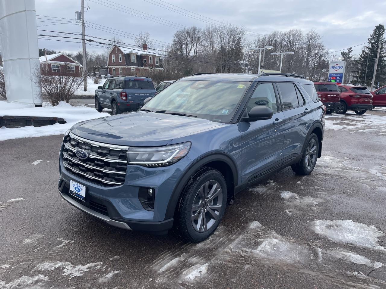 2026 Ford Explorer Active w/200A Pkg Photo2