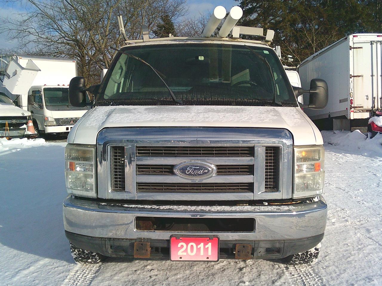 2011 Ford Econoline E-350 Super Duty Commercial Photo