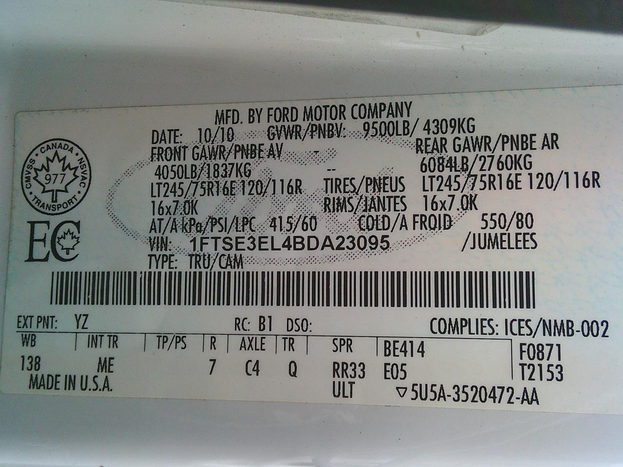 2011 Ford Econoline E-350 Super Duty Commercial Photo