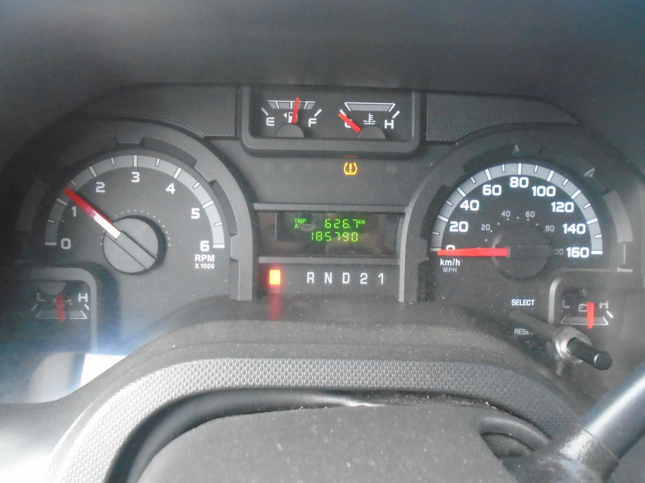 2011 Ford Econoline E-350 Super Duty Commercial Photo