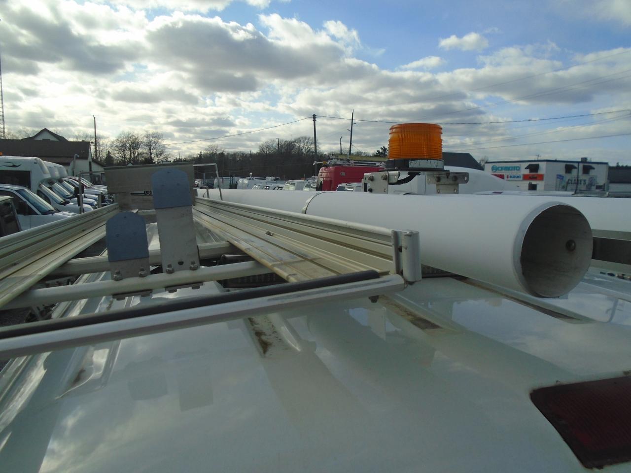 2011 Ford Econoline E-350 Super Duty Commercial Photo