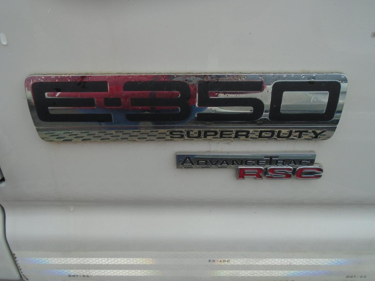 2011 Ford Econoline E-350 Super Duty Commercial Photo